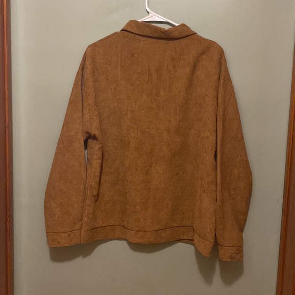 Corduroy button up - Picture 4 of 4